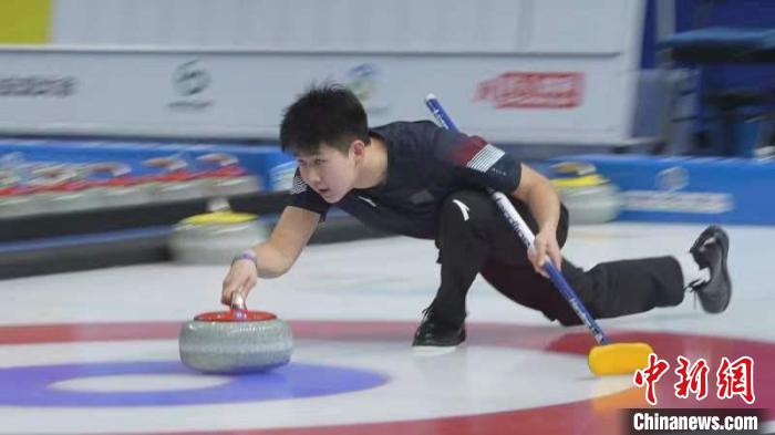 十四冬冰壶青年组混双决赛落幕 黑龙江队夺冠