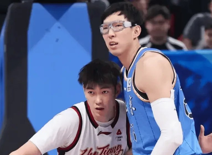 北京大胜浙江 周琦斯佩尔曼末节爆发助胜