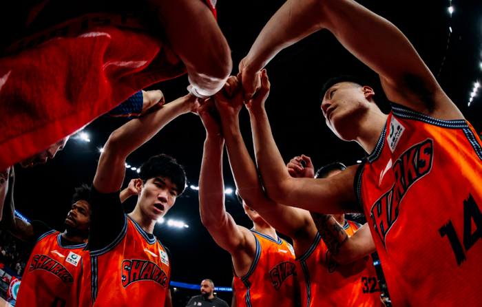 CBA常规赛第30轮：上海11连胜领跑 浙江广厦稳居第