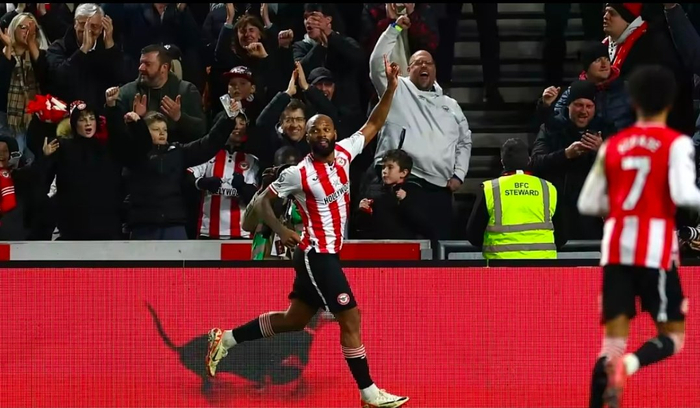 蒂亚戈进球回应巴西征召 射手榜紧追哈兰